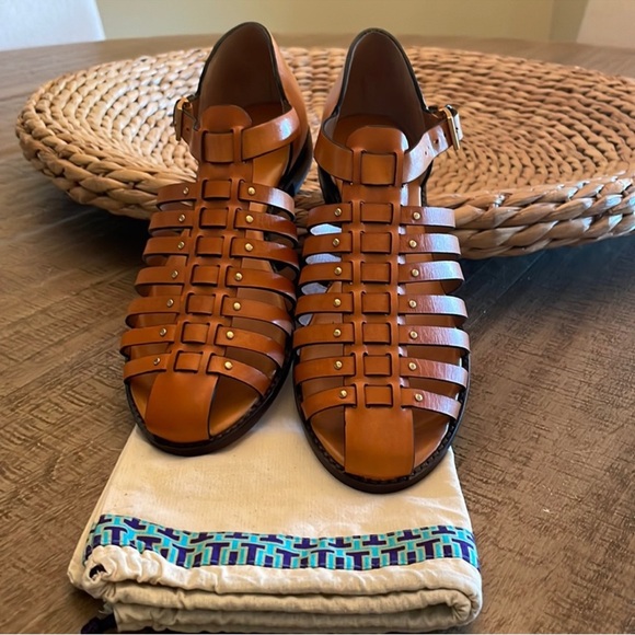 Tory Burch Shoes - NWOT Tory Burch Fisherman Sandals